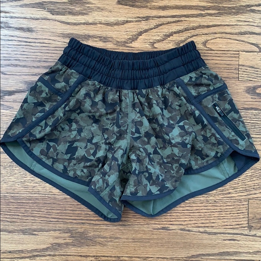 Size 4 lululemon camo tracker shorts